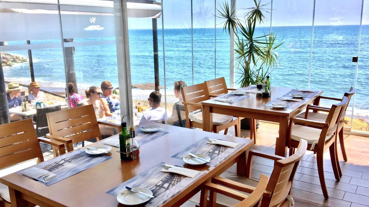 Mi Capricho 170 Beachfront Apartment Sitio de Calahonda Exteriér fotografie